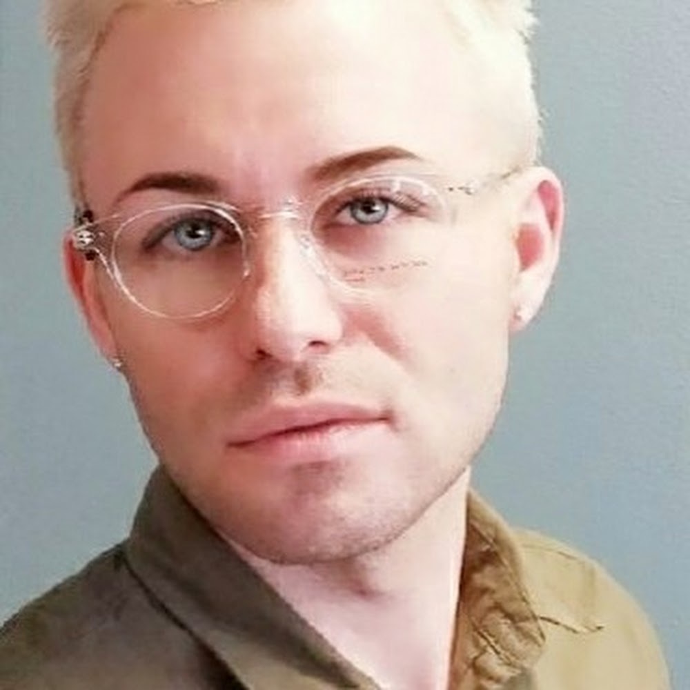 Meet your Posher, Travis